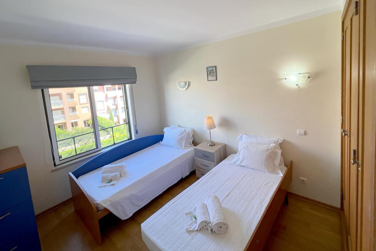 Apartment By The Beach With Parking And Wifi By Amcf Portimão Exterior foto